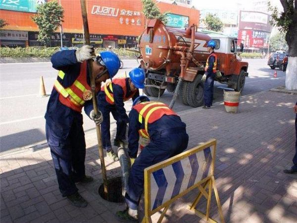 日本疏通水沟神器怎么用（疏通水沟的工具）